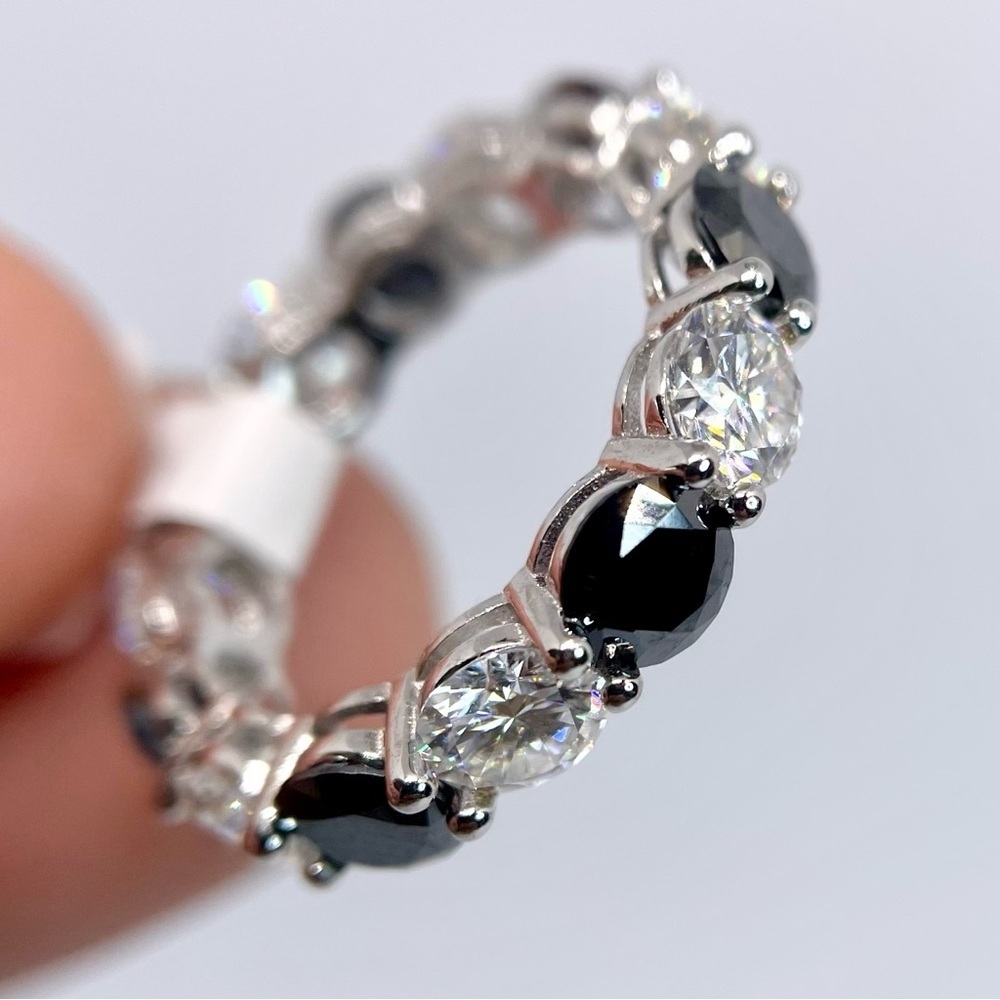 Black White 7 Carat Moissanite Eternity Ring Infinity Anniversary Wedding Band